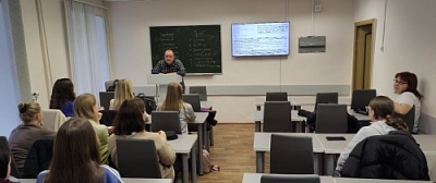 Студентам ФСПН ЯрГУ рассказали об электоральном процессе и публичных ценностях в российском политическом поле