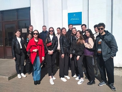 Студенты факультета биологии и экологии посетили АО "Русские краски"
