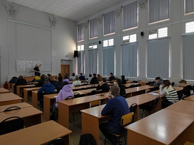 В ЯрГУ продолжается серия лекториев для абитуриентов по информатике и математике от факультета ИВТ