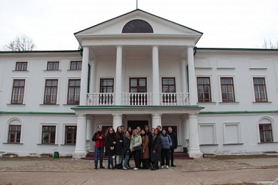 В гости к Некрасову: студенты-историки на практике в Карабихе
