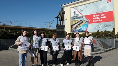 Туристские волонтеры ЯрГУ помогли в Ярославле участникам всероссийской акции "Своих не бросаем!"